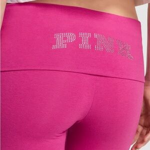 PINK Victoria's Secret Hot Pink Leggings (Capri)